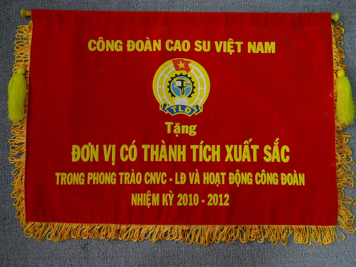 Đơn vị có thành tích xuất sắc nhiệm kỳ 2010-2012